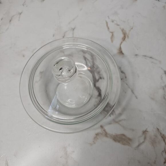 Vintage Hazel Atlas glass covered bowl - Picture 2 of 8